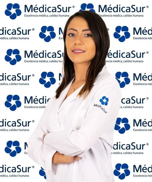 L.N. María Guadalupe Mancilla Bochm< Médica Sur Copyright